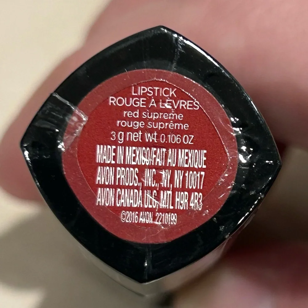 Avon True Color lipstick Perfectly Matte Rouge A Levres Red Supreme New sealed